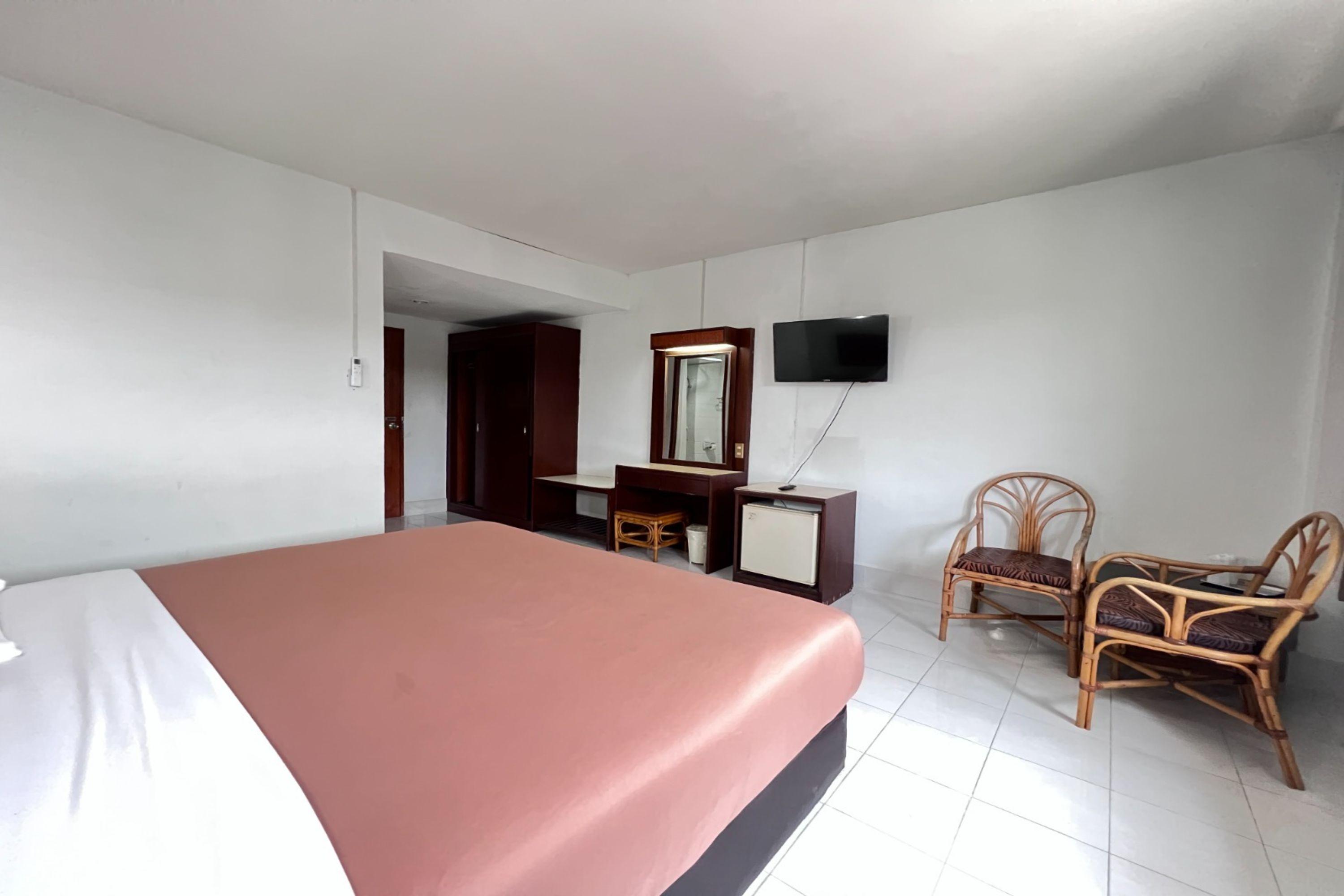 Pure Phuket Residence Экстерьер фото